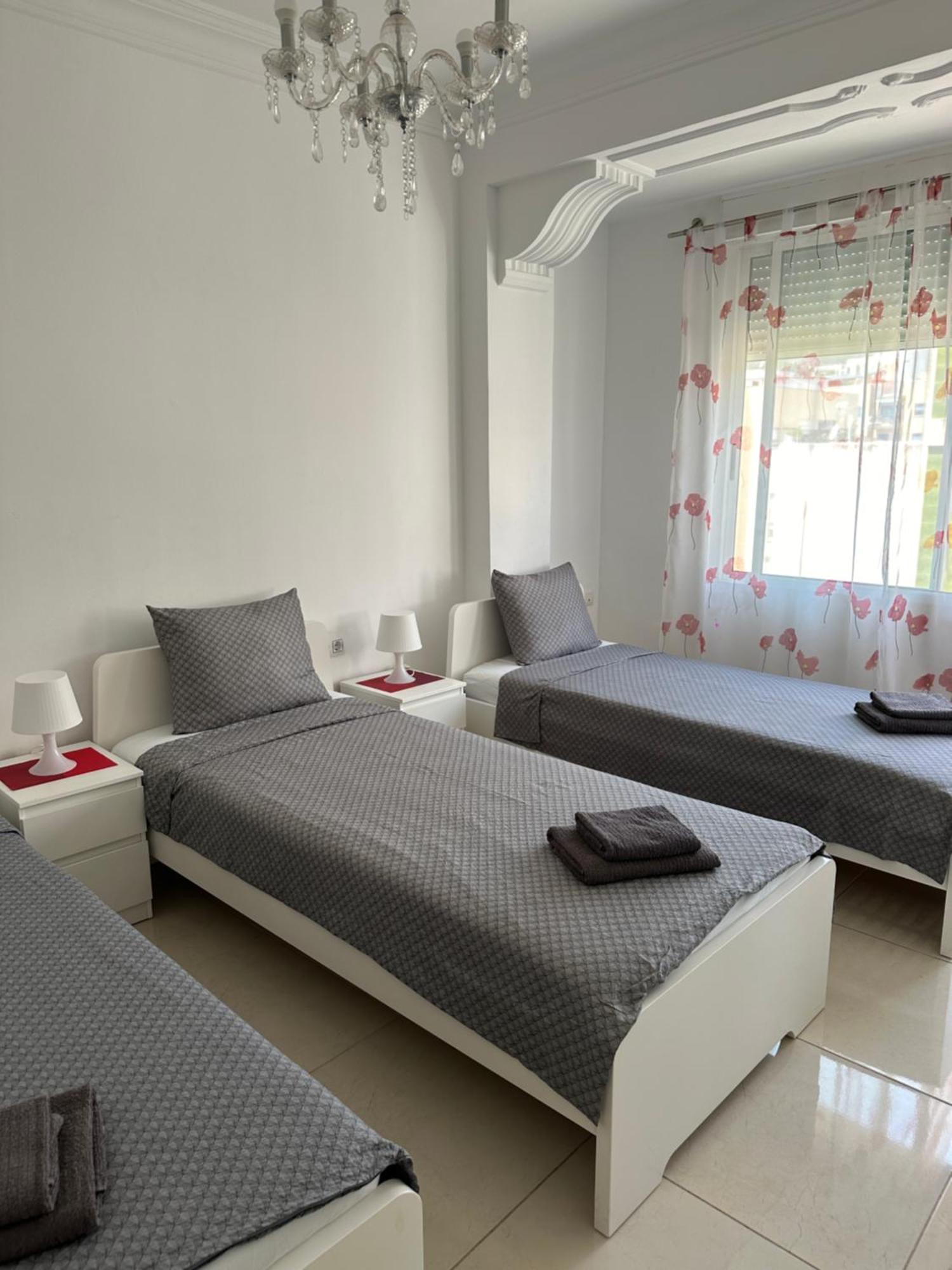 Modern And Bright 5 Bedroom Apartment Del Prado ガンディア エクステリア 写真