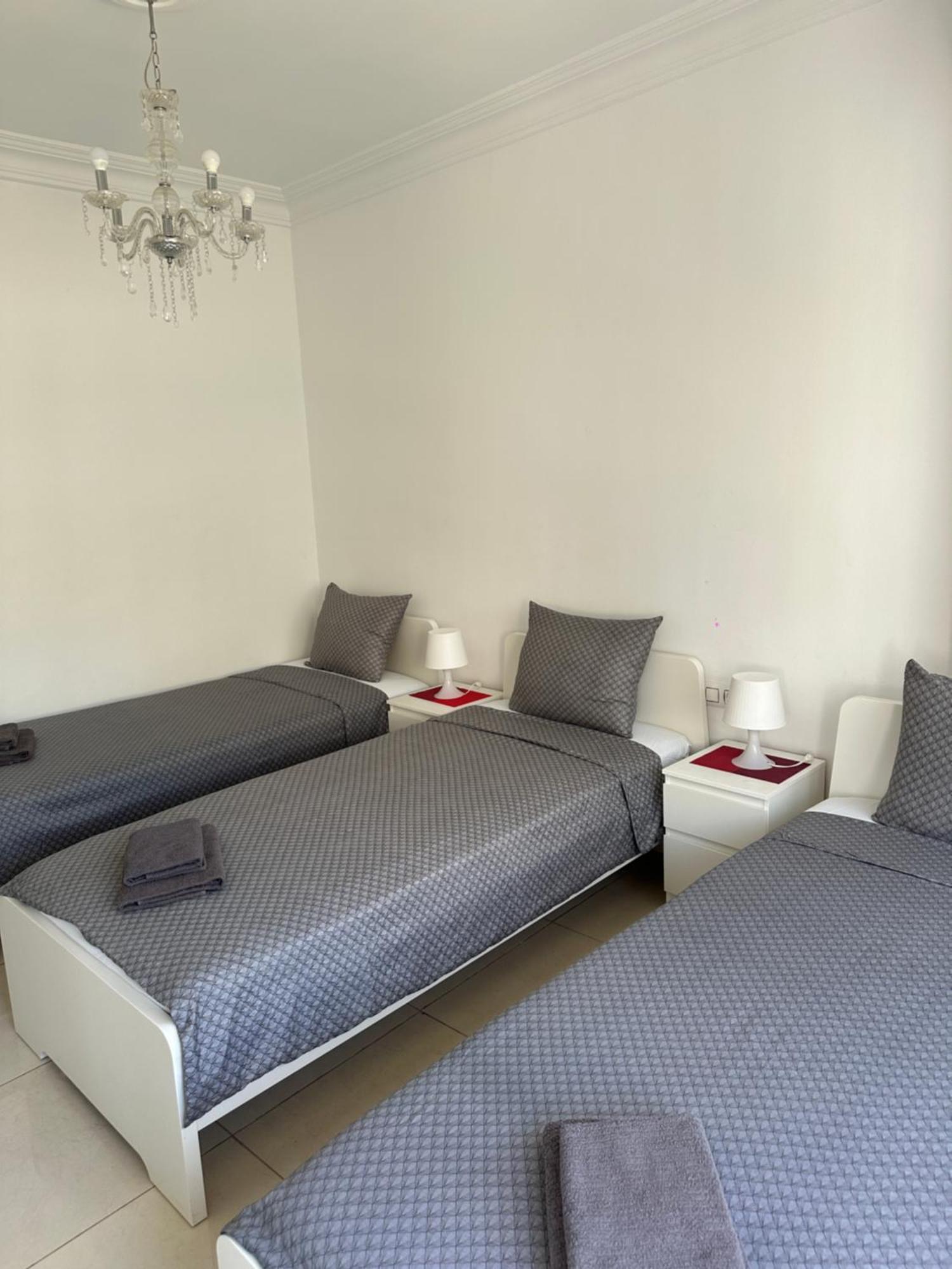 Modern And Bright 5 Bedroom Apartment Del Prado ガンディア エクステリア 写真