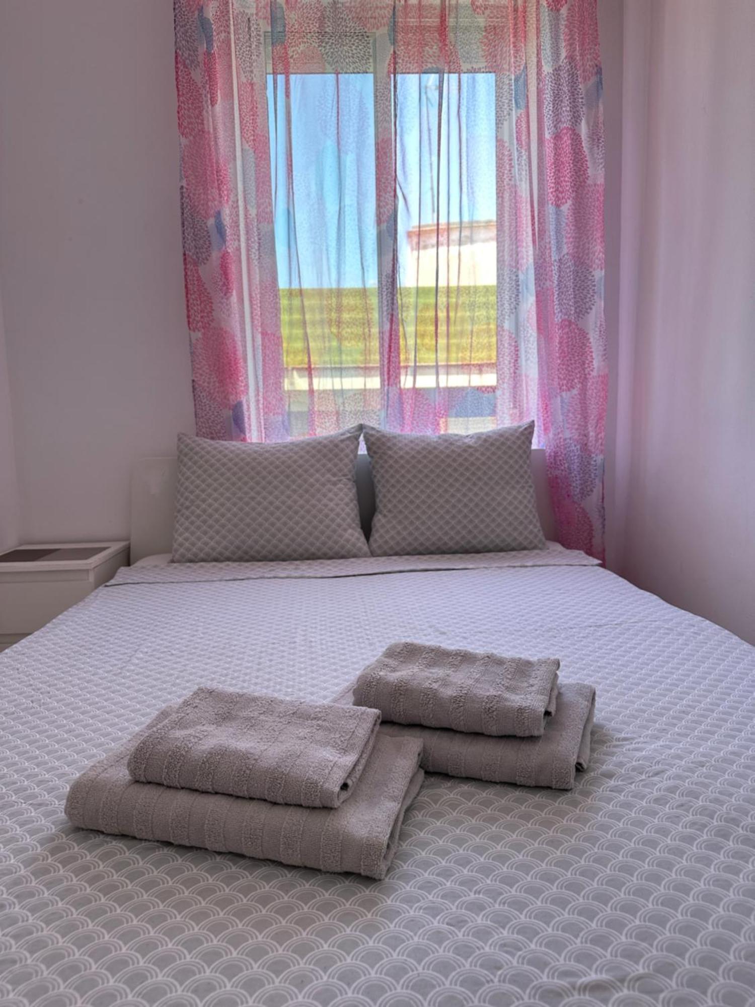 Modern And Bright 5 Bedroom Apartment Del Prado ガンディア エクステリア 写真
