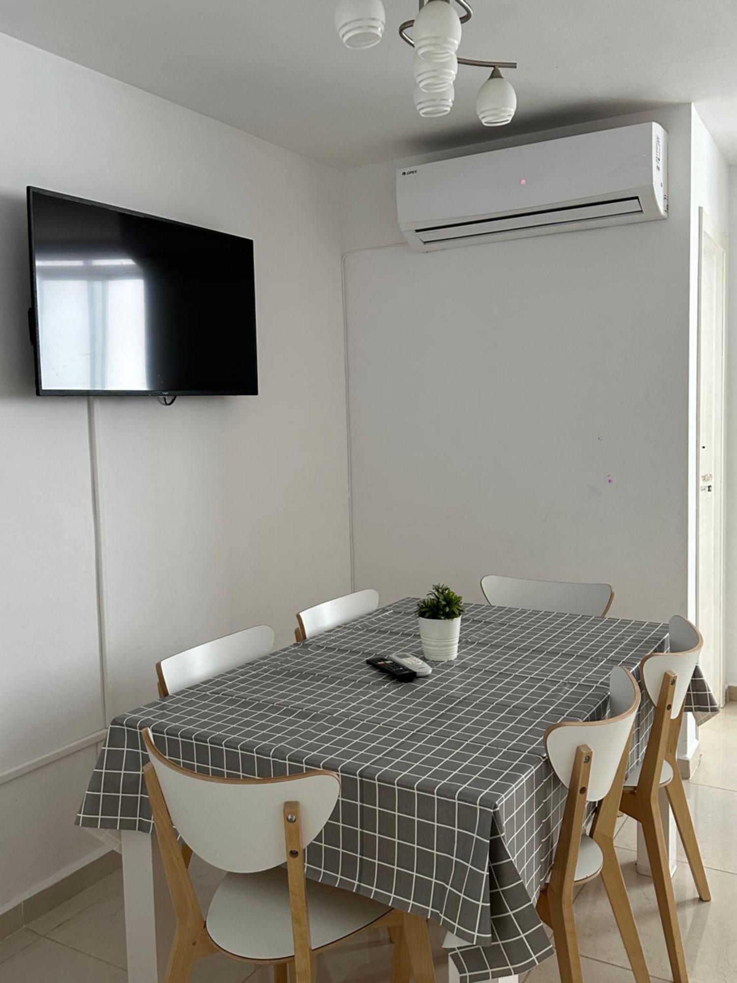 Modern And Bright 5 Bedroom Apartment Del Prado ガンディア エクステリア 写真